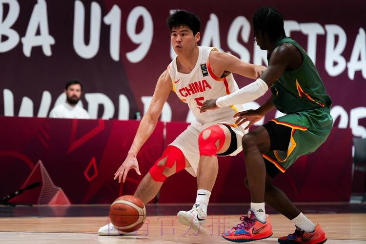 CBA潜力赛:陈家政7分,广东24-15战胜四川 CBA潜力赛:陈家政7分,广东24-15战胜四川